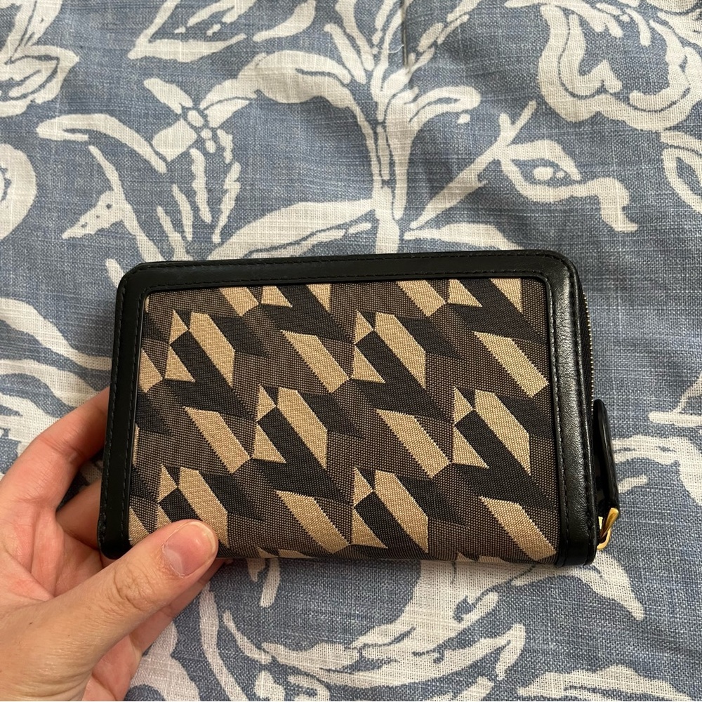 Mulberry M Zip Geometric Pattern Medium Wallet - image 4